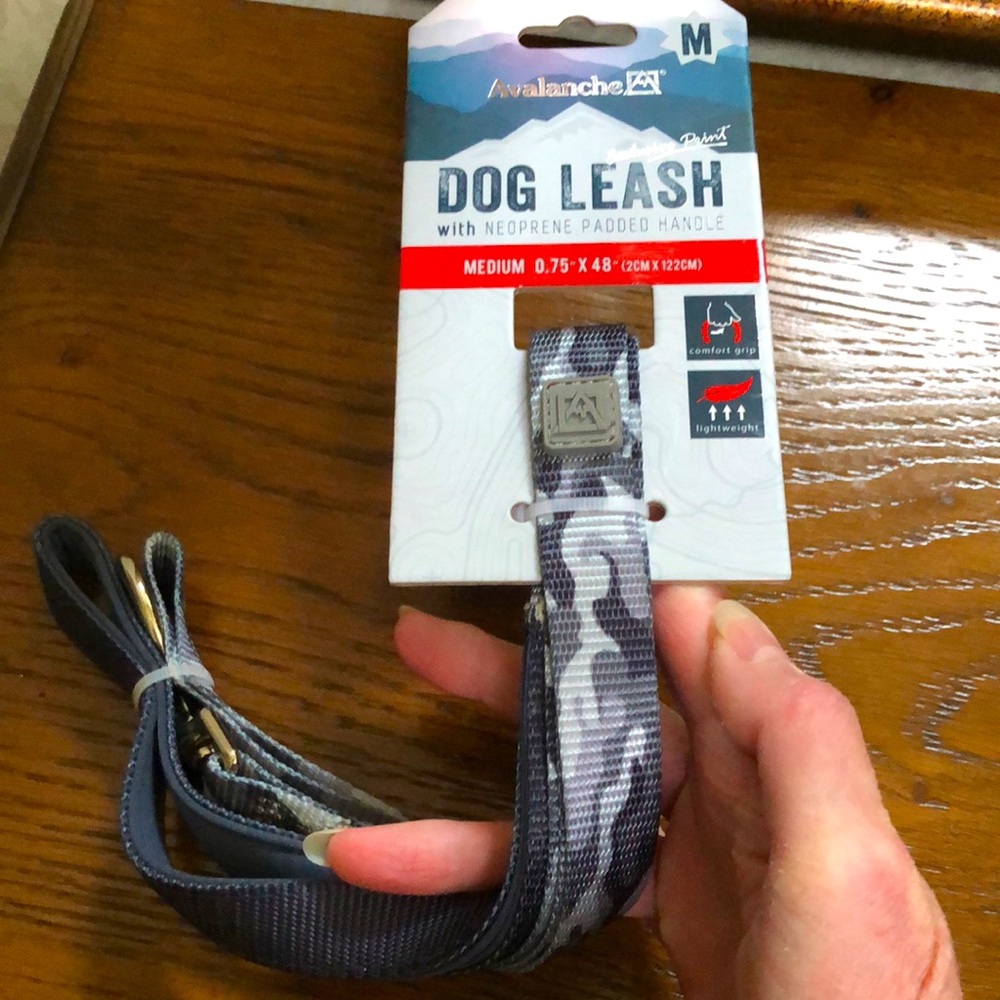 New Dog Leash w/padded handle.  Size M.  0.75” x 48”. Gray camouflage color.